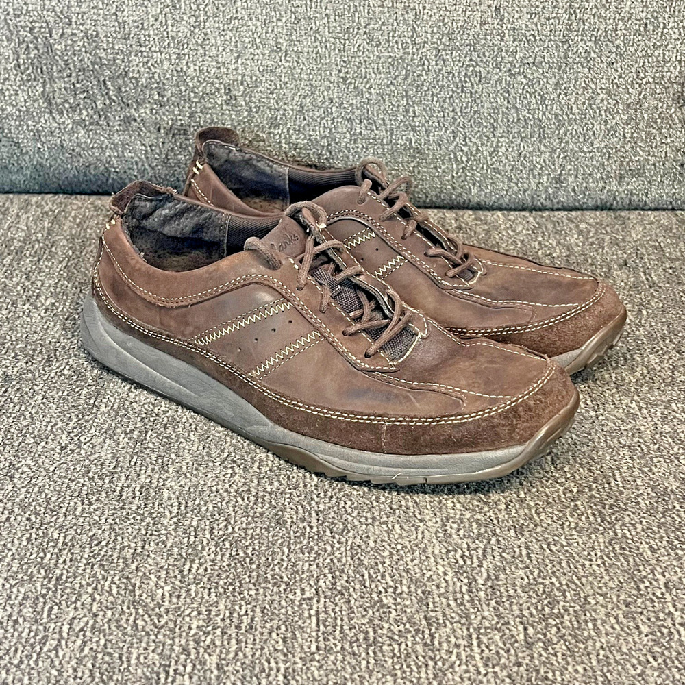 Clarks Leather Lace Up Casual Sneakers Mens Size 9 Brown Comfort Cushioned Shoes